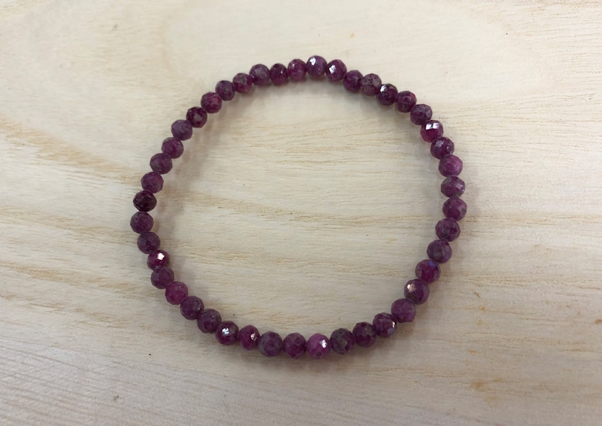 Pulsera Rubí bola facetada